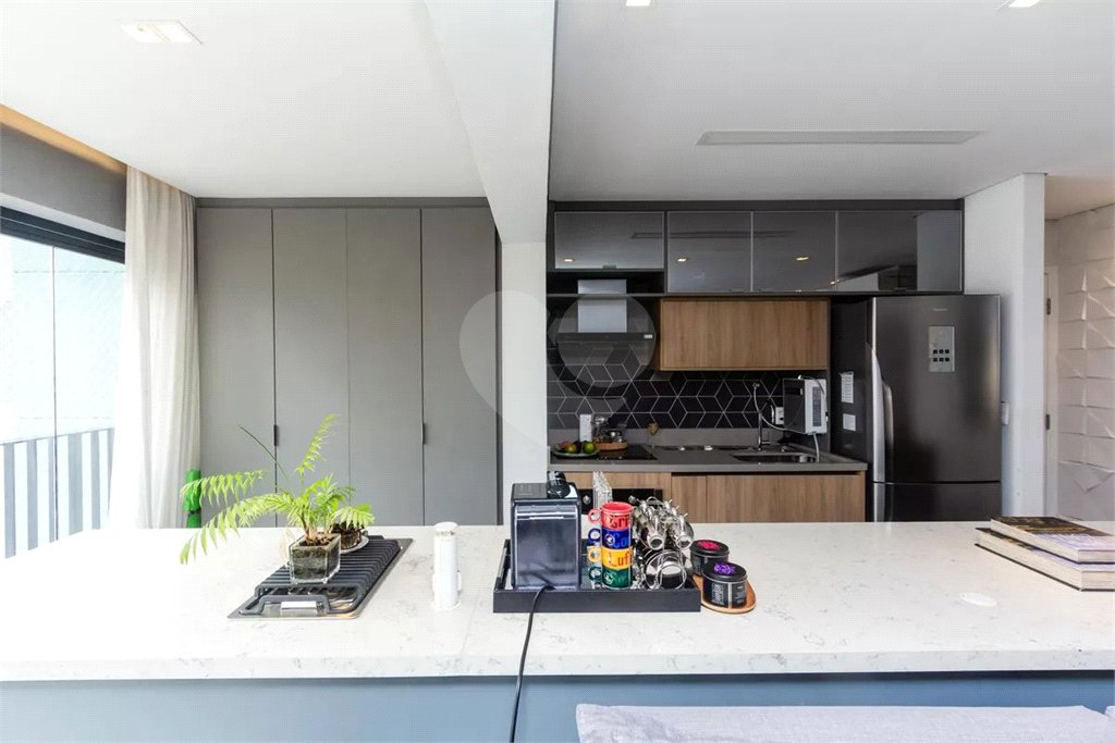 Apartamento à venda com 3 quartos, sendo 1 suíte,  em Vila Olímpia, São Paulo, SP