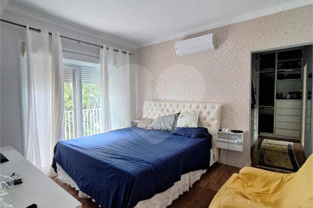 Casa à venda com 3 suítes no condomínio Villaggio Capriccio, Louveira - SP