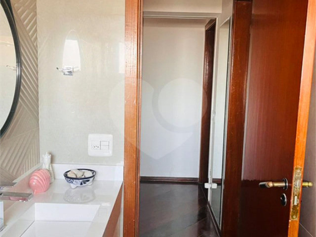 Apartamento à venda com 3 quartos, sendo 1 suíte,  em Santana, São Paulo, SP