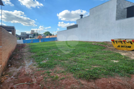 Terreno à venda no condomínio Volpi, Araraquara - SP