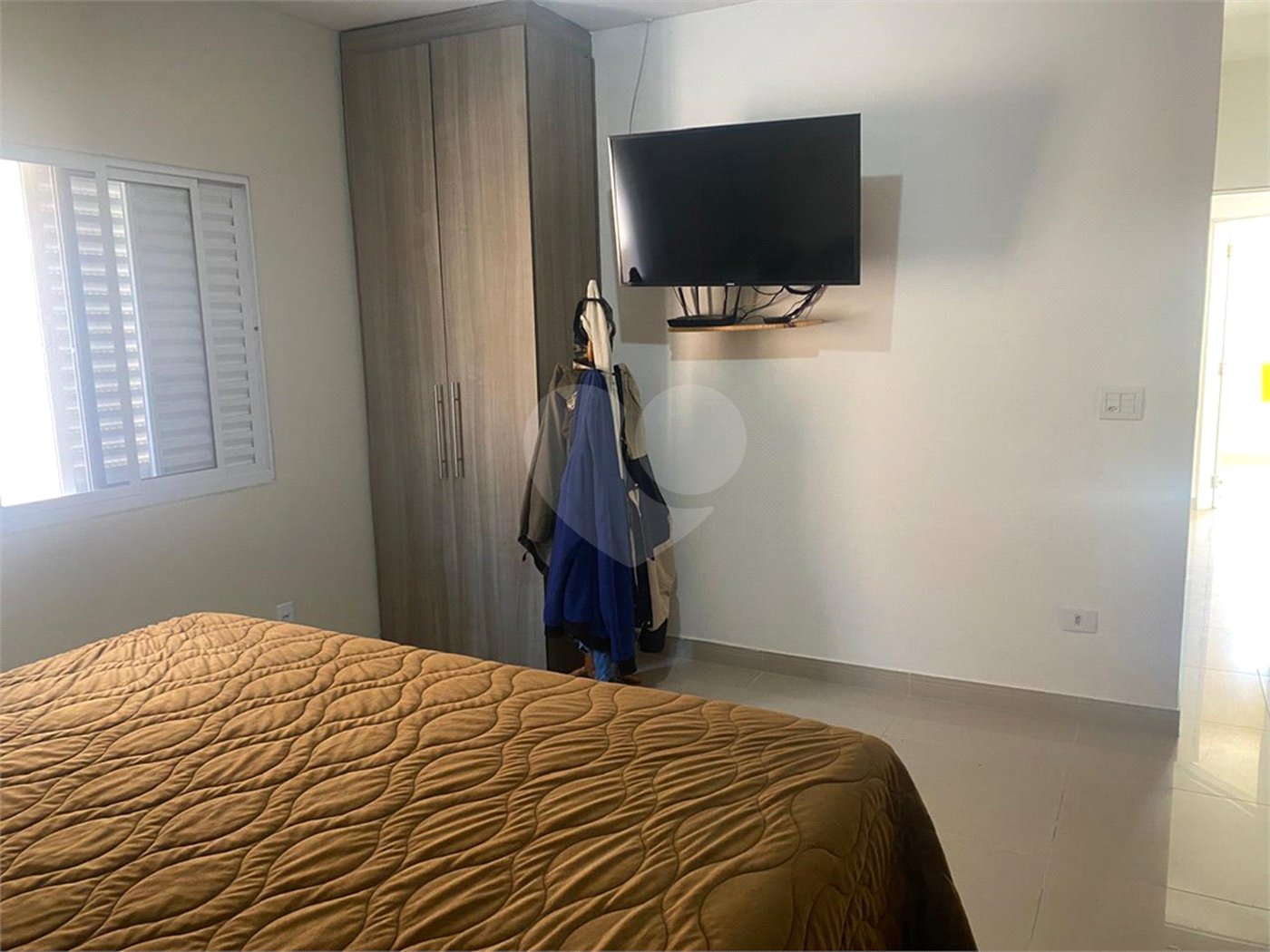 Casa à venda com 3 quartos, sendo 1 suíte, no condomínio Terras de Santa Adelia, Vargem Grande Paulista - SP
