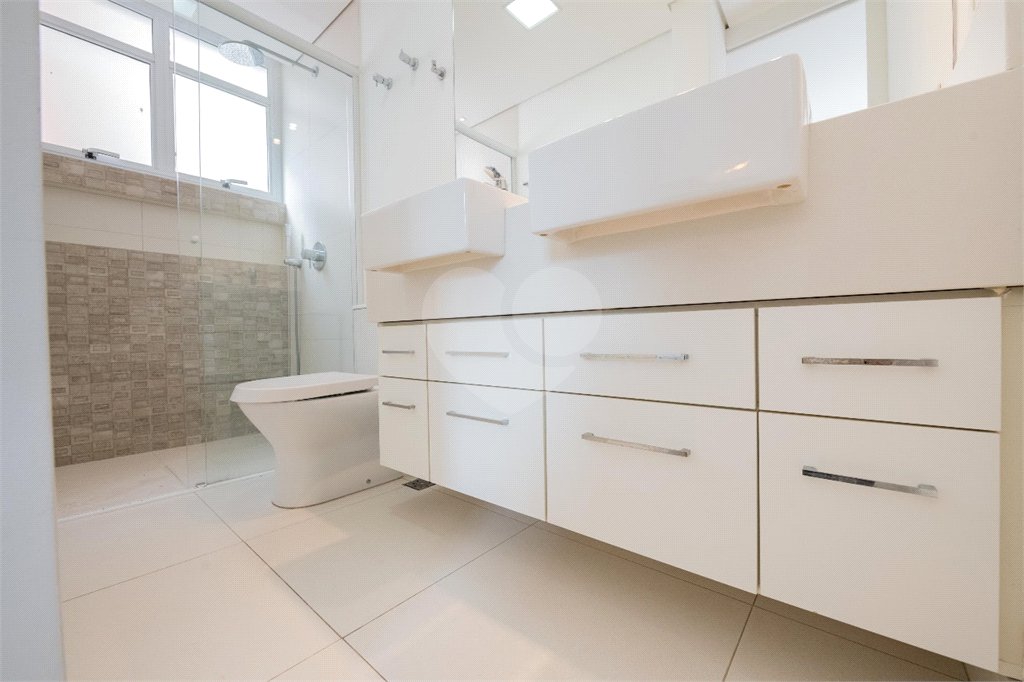 Apartamento à venda com 3 quartos, sendo 1 suíte, em Paraíso, São Paulo, SP