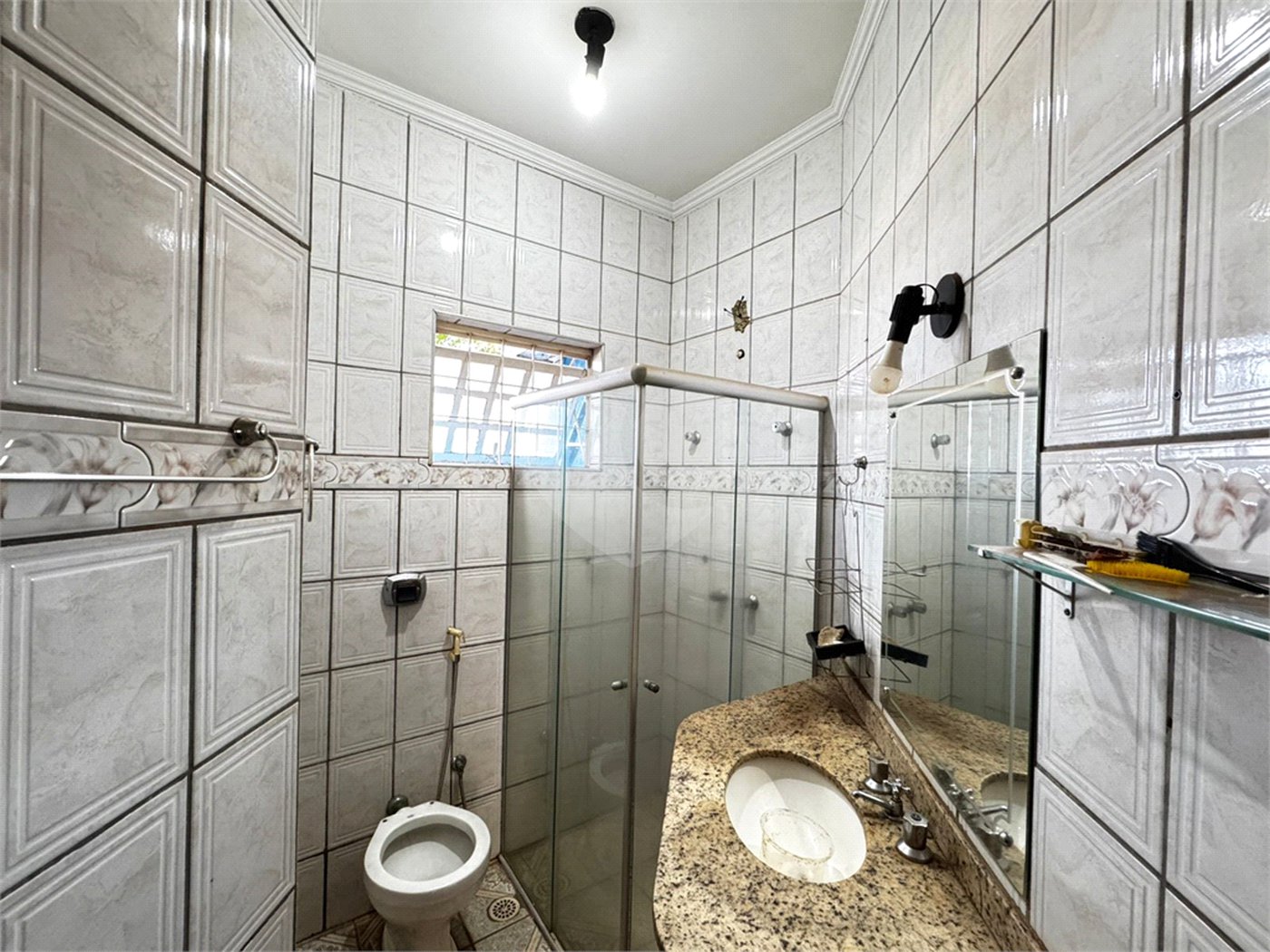 Sobrado à venda com 5 quartos, sendo 2 suítes, em Vila Monte Alegre, Ribeirão Preto, SP