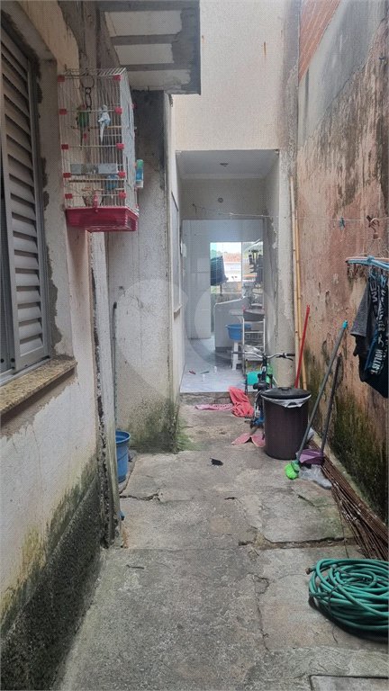 Sobrado à venda com 4 quartos, sendo 2 suítes,  em Conjunto Residencial Álvaro Bovolenta, Mogi das Cruzes, SP