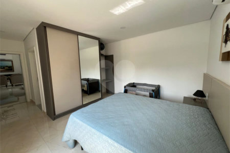Casa à venda com 5 quartos, sendo 4 suítes, no condomínio Terras de Mont Serrat, Salto - SP