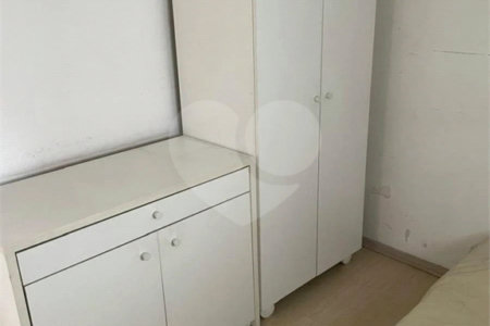 Apartamento à venda com 3 quartos, sendo 1 suíte, em Cerqueira César, São Paulo, SP