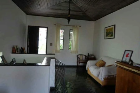 Casa à venda com 3 quartos, sendo 1 suíte, em Jardim Londrina, São Paulo, SP