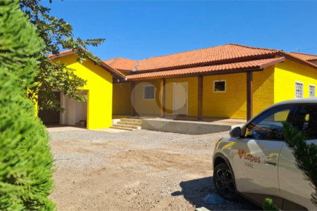 Chácara à venda com 3 suítes em Vila Xisto, São Miguel Arcanjo, SP