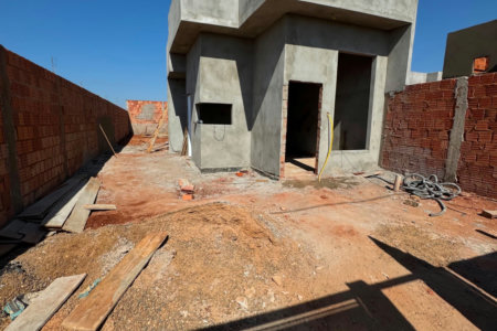 Casa à venda com 2 quartos em Jardim Carandá, Três Lagoas, MS