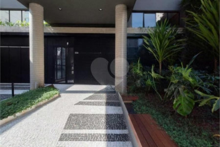 Apartamento à venda com 2 suítes em Cerqueira César, São Paulo, SP