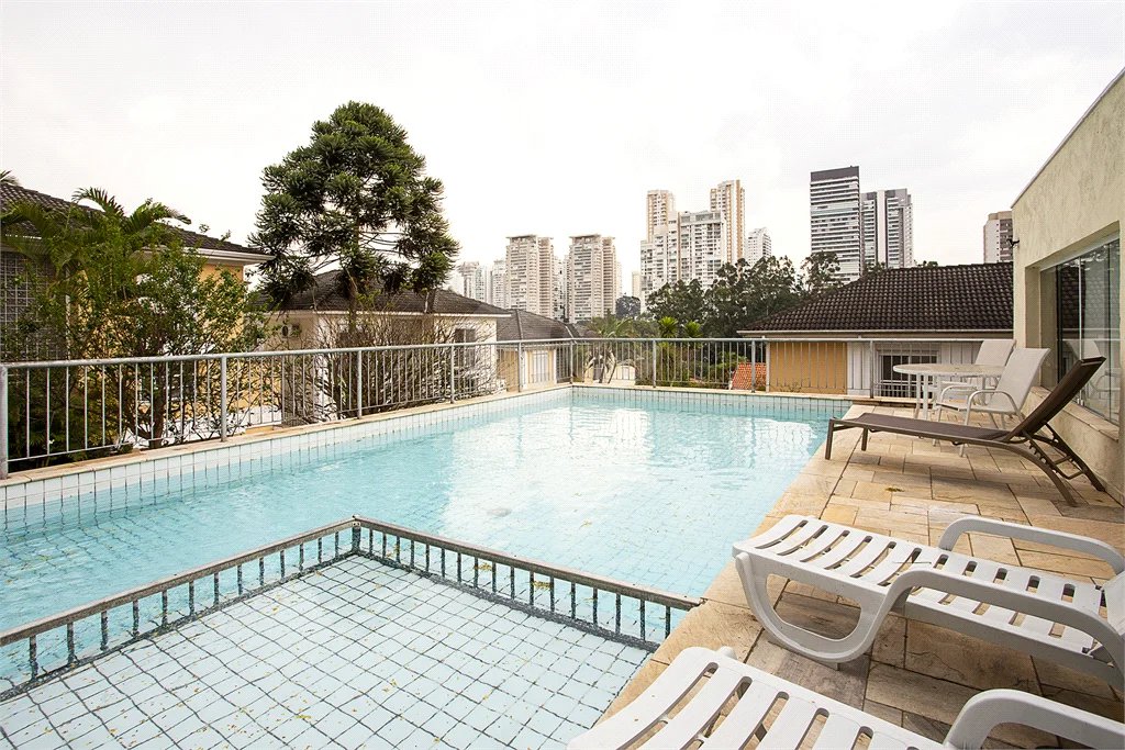 Casa à venda ou para alugar com 4 suítes no condomínio Belle Ville, São Paulo - SP