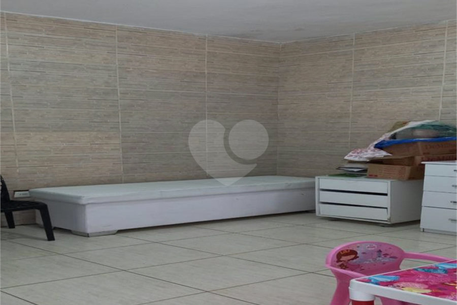 Casa à venda com 3 quartos em Parada Inglesa, São Paulo, SP