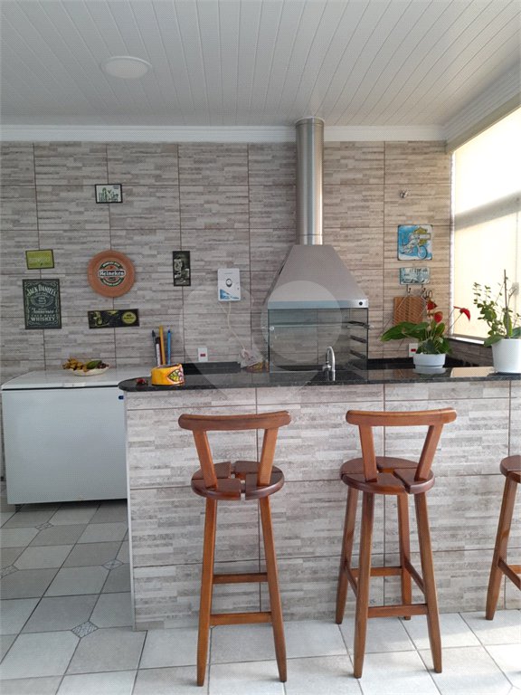 Chácara à venda com 3 suítes no Centro, Biritiba-mirim, SP