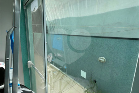 Casa à venda com 1 quarto, sendo 3 suítes, no condomínio Aruã Brisas I, Mogi das Cruzes - SP