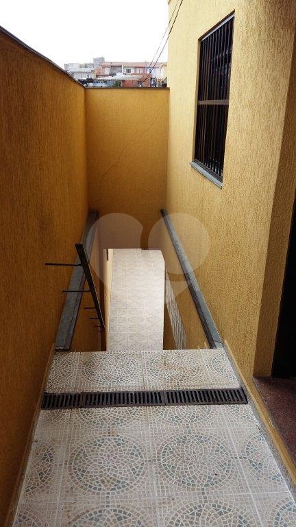 Sobrado à venda com 4 quartos, sendo 1 suíte, em Vila Nova Cachoeirinha, São Paulo, SP