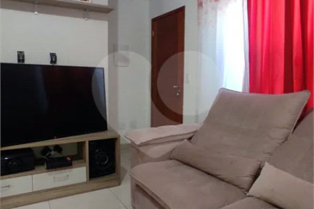 Casa à venda com 2 suítes em Chora Menino, São Paulo, SP