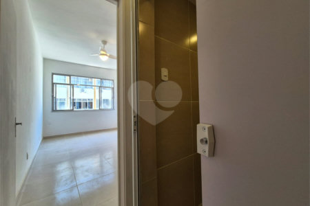 Apartamento à venda com 1 quarto no Centro, Rio de Janeiro, RJ