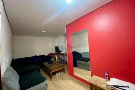 Sobrado à venda com 3 quartos, sendo 1 suíte, em Vila Gomes Cardim, São Paulo, SP