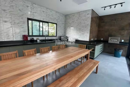 Casa à venda com 3 quartos, sendo 1 suíte,  em Jardim Brasil, Atibaia, SP