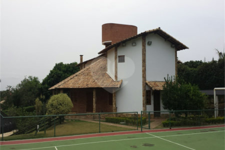 Casa à venda ou para alugar com 4 suítes no condomínio Residencial Vale das Laranjeiras, Indaiatuba - SP