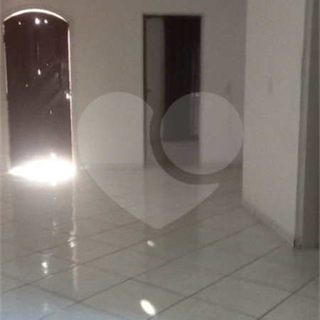 Sobrado à venda com 8 quartos, sendo 2 suítes,  em Vila Suissa, Mogi das Cruzes, SP