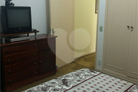 Sobrado à venda com 2 quartos em Vila Galvão, Guarulhos, SP