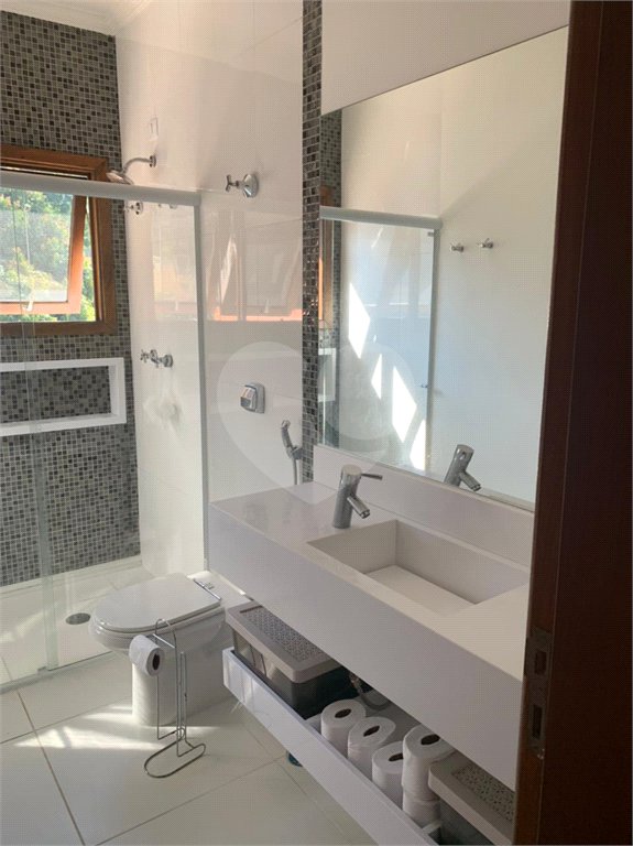 Sobrado à venda com 3 quartos, sendo 1 suíte, em Vila Irmãos Arnoni, São Paulo, SP