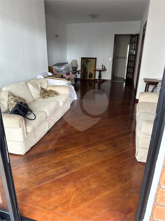 Apartamento para alugar com 4 quartos, sendo 2 suítes,  em Real Parque, São Paulo, SP