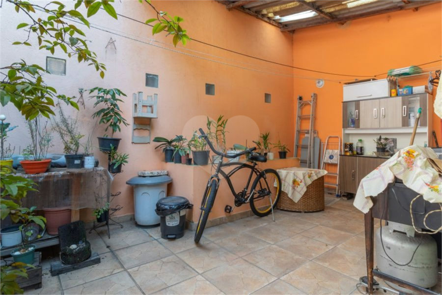 Casa à venda com 3 suítes em Santana, São Paulo, SP