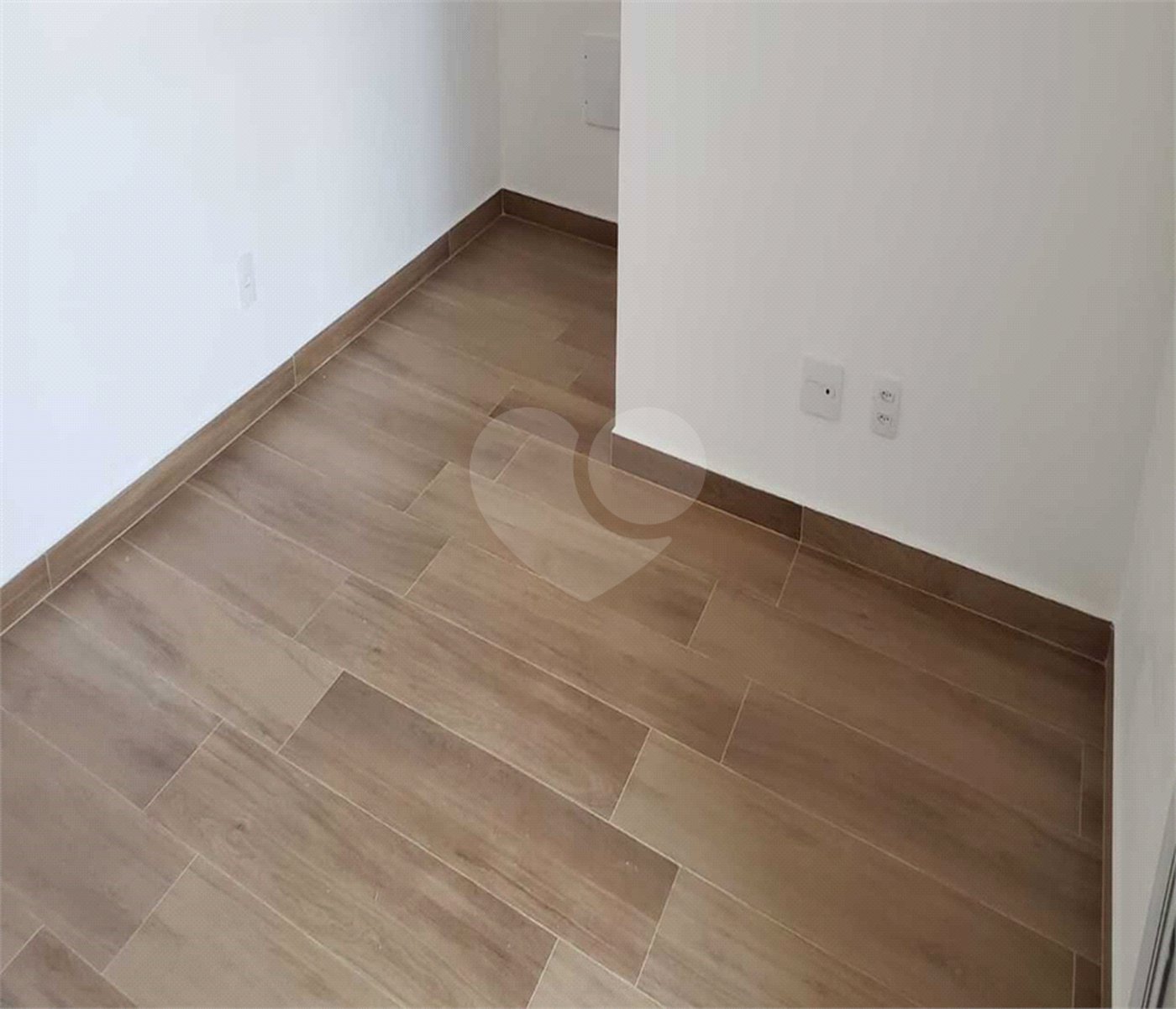 Sobrado à venda com 3 quartos, sendo 1 suíte, em Vila Romero, São Paulo, SP