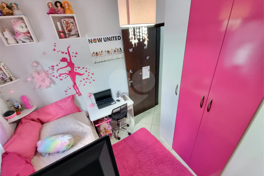 Sobrado à venda com 3 quartos, sendo 1 suíte, em Parque Capuava, Santo André, SP