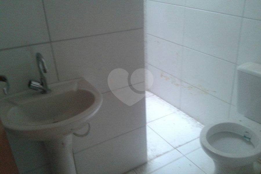 Casa à venda com 2 quartos no condomínio Villaggio Dona Regina, São Paulo - SP