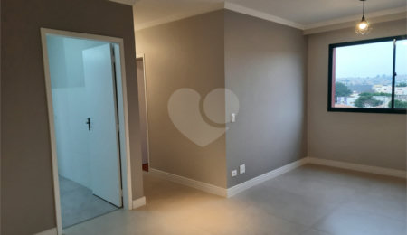 Apartamento à venda com 2 quartos, sendo 1 suíte, em Vila Erna, São Paulo, SP