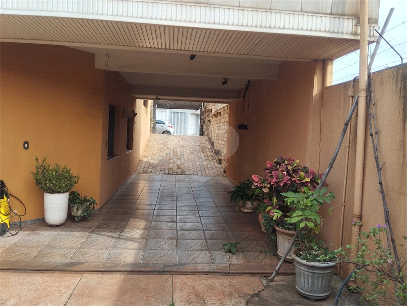 Sobrado à venda com 3 quartos, sendo 1 suíte, em Jardim Nova América, Araraquara, SP
