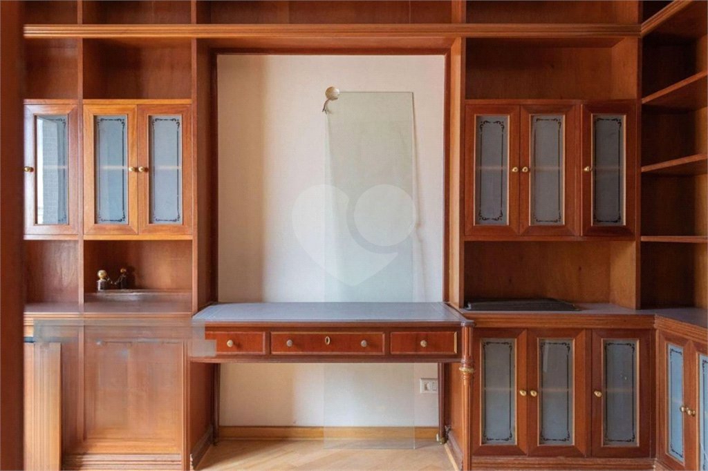 Apartamento à venda com 4 suítes em Moema, São Paulo, SP