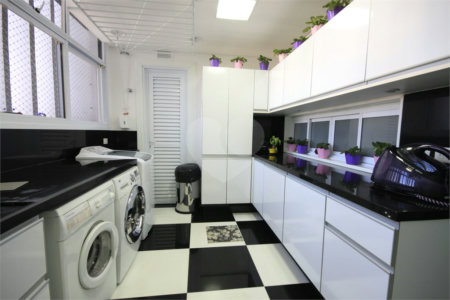 Apartamento à venda com 3 suítes em Alto da Boa Vista, São Paulo, SP