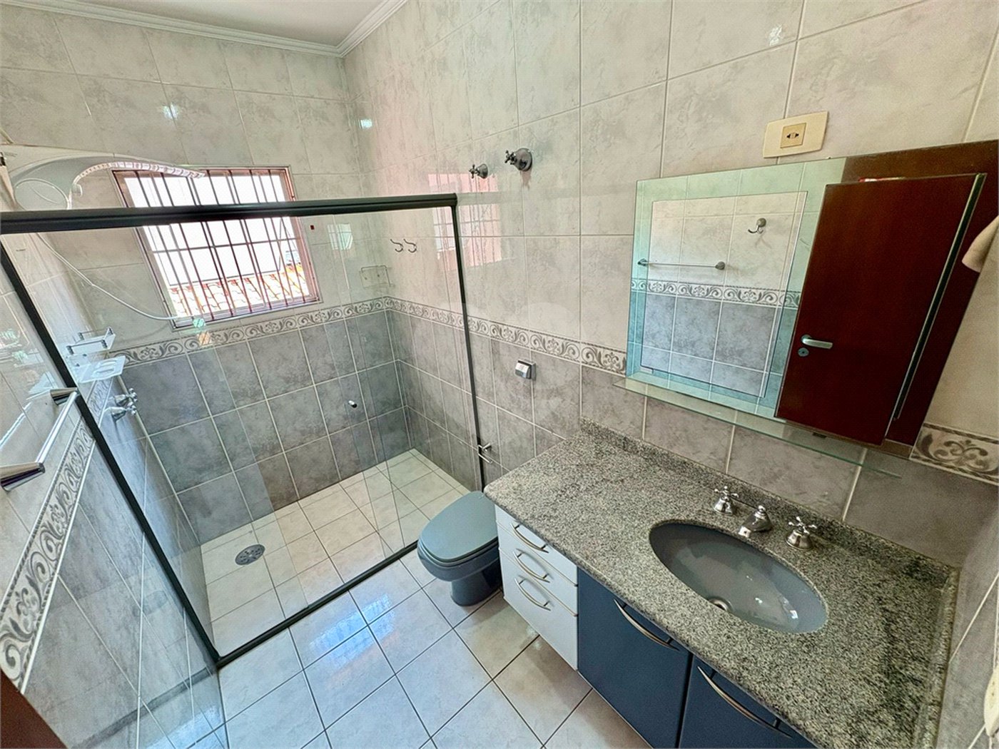 Sobrado à venda ou para alugar com 3 quartos, sendo 1 suíte, em Santana, São Paulo, SP