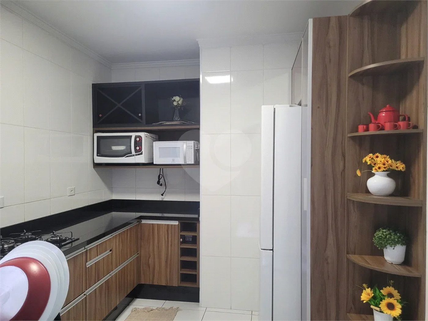 Casa à venda com 3 quartos, sendo 1 suíte, no condomínio Residencial Isabel, São Paulo - SP