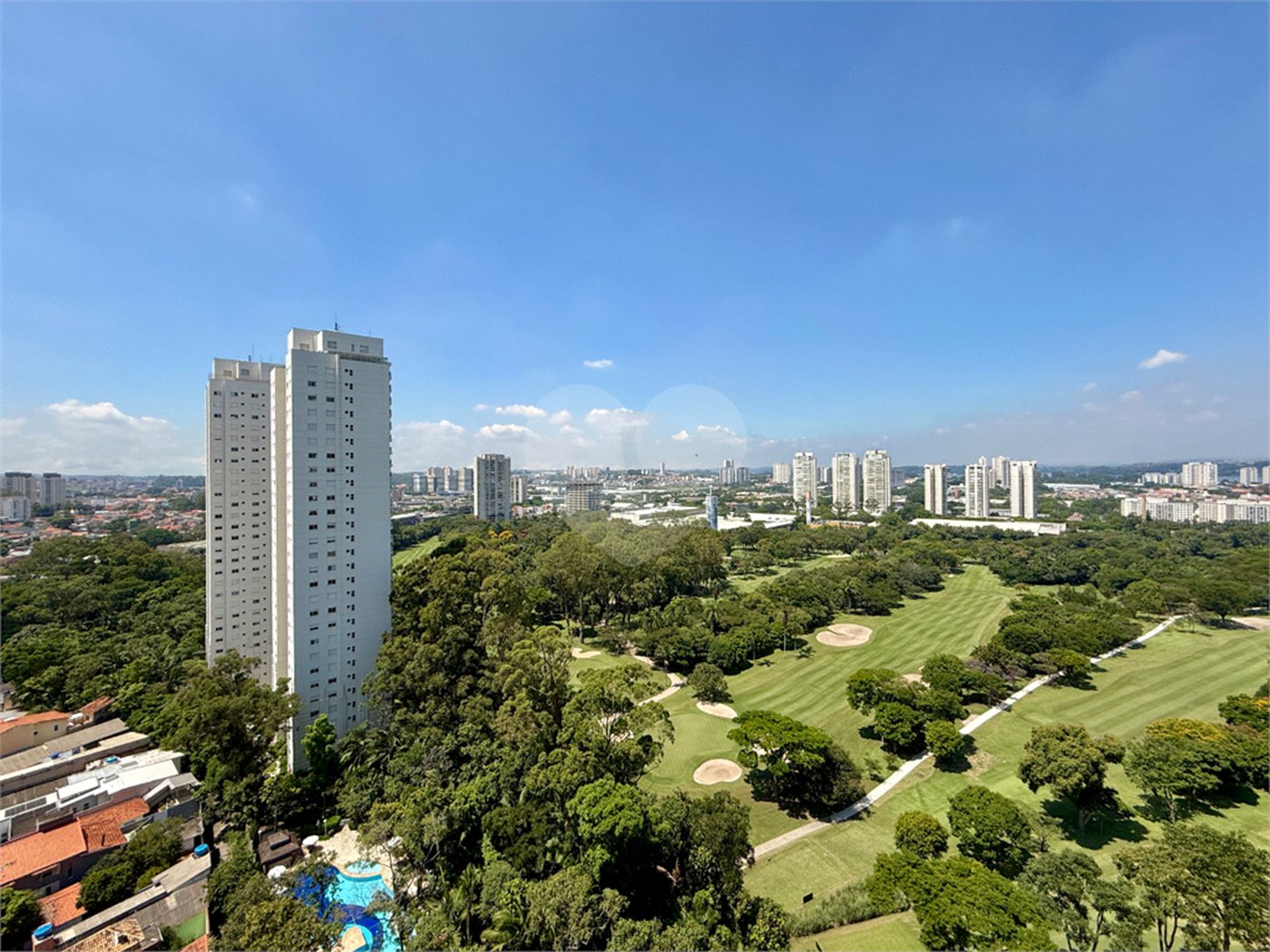 Apartamento à venda com 4 suítes em Jardim Marajoara, São Paulo, SP