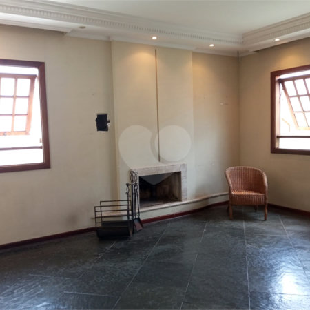 Casa à venda com 3 quartos, sendo 1 suíte, em Vila Nivi, São Paulo, SP