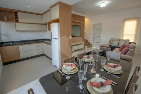 Casa à venda com 3 quartos, sendo 1 suíte, no condomínio Residencial Américo de Figueiredo, Sorocaba - SP