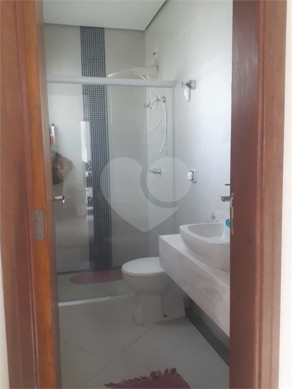 Sobrado à Venda no Condomínio Picollo Villagio com mobilha