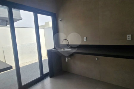 Casa à venda com 5 suítes no condomínio Parque Faber IV, São Carlos - SP