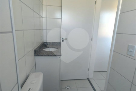 Apartamento para alugar com 3 quartos, sendo 1 suíte,  em Jardim das Palmeiras, Atibaia, SP