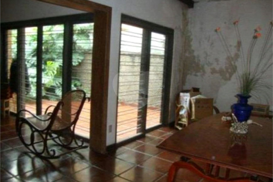 Casa Térrea à venda com 4 quartos, sendo 1 suíte, em Jardim Floresta, São Paulo, SP