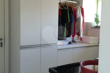 Apartamento à venda com 4 suítes em Vila Gertrudes, São Paulo, SP