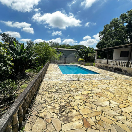 Chácara à venda com 3 quartos em Chácara Sete Cruzes, Suzano, SP