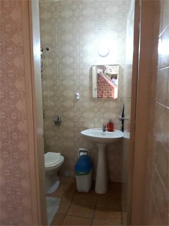 Casa à venda com 2 quartos, sendo 1 suíte, em Vila Anastácio, São Paulo, SP