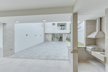 Casa à venda com 4 suítes no condomínio Carmen, São Paulo - SP