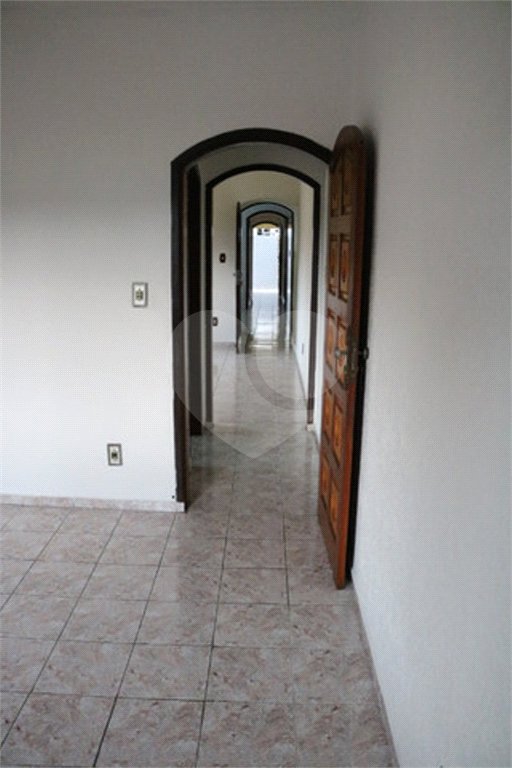 Casa à venda com 2 quartos, sendo 1 suíte, no condomínio Caopiá, São Paulo - SP